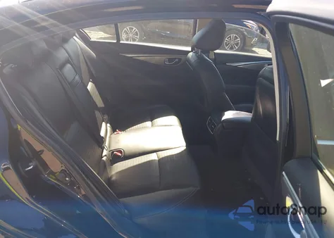 2015 Infiniti Q50 Hybrid Premium/Sport z USA, uszkodzony, nr VIN JN1AV7AR4FM850455